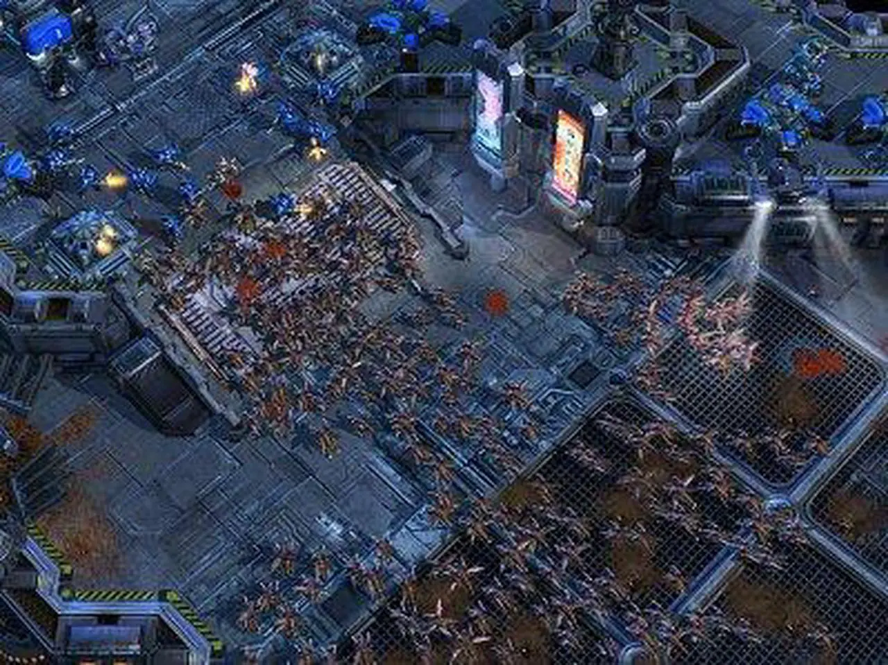 Alt view image 3 of 10 - Starcraft II: Wings of Liberty PC Game
