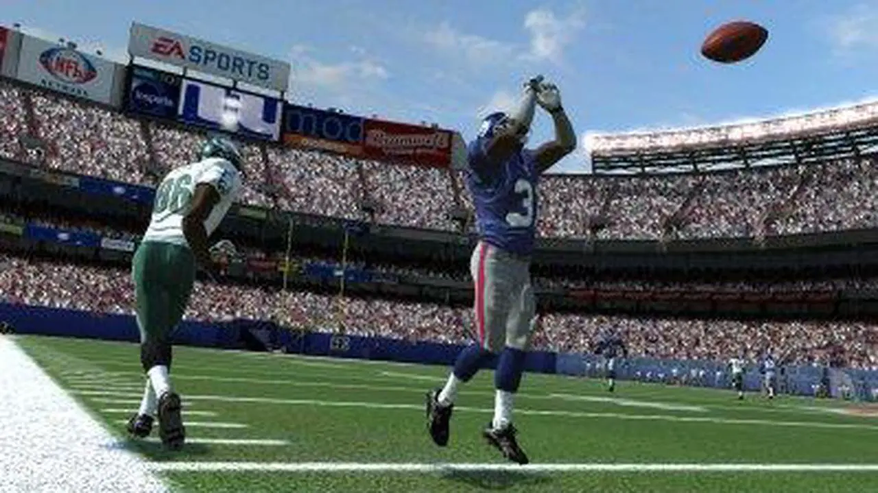 Alt view image 6 of 19 - Madden NFL 08 PC Game