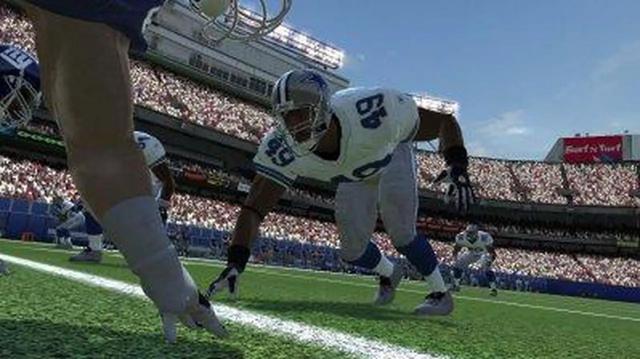 Alt view image 12 of 19 - Madden NFL 08 PC Game