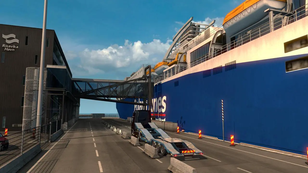 Alt view image 6 of 11 - Euro Truck Simulator 2 - Scandinavia - PC [Steam Online Game Code]