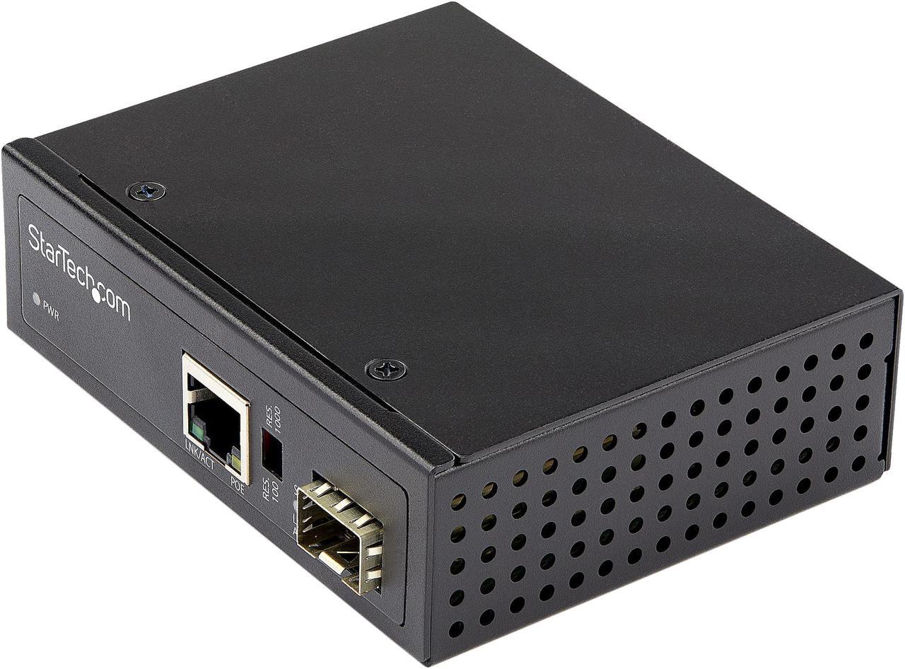 StarTech.com IMC1GSFP60W PoE+ Industrial Fiber to Ethernet Media Converter 60W - SFP to RJ45 - Singlemode/Multimode Fiber to Copper Gigabit Ethernet - Compact Size - IP-30/ -40 to +75°C (IMC1GSFP60W)