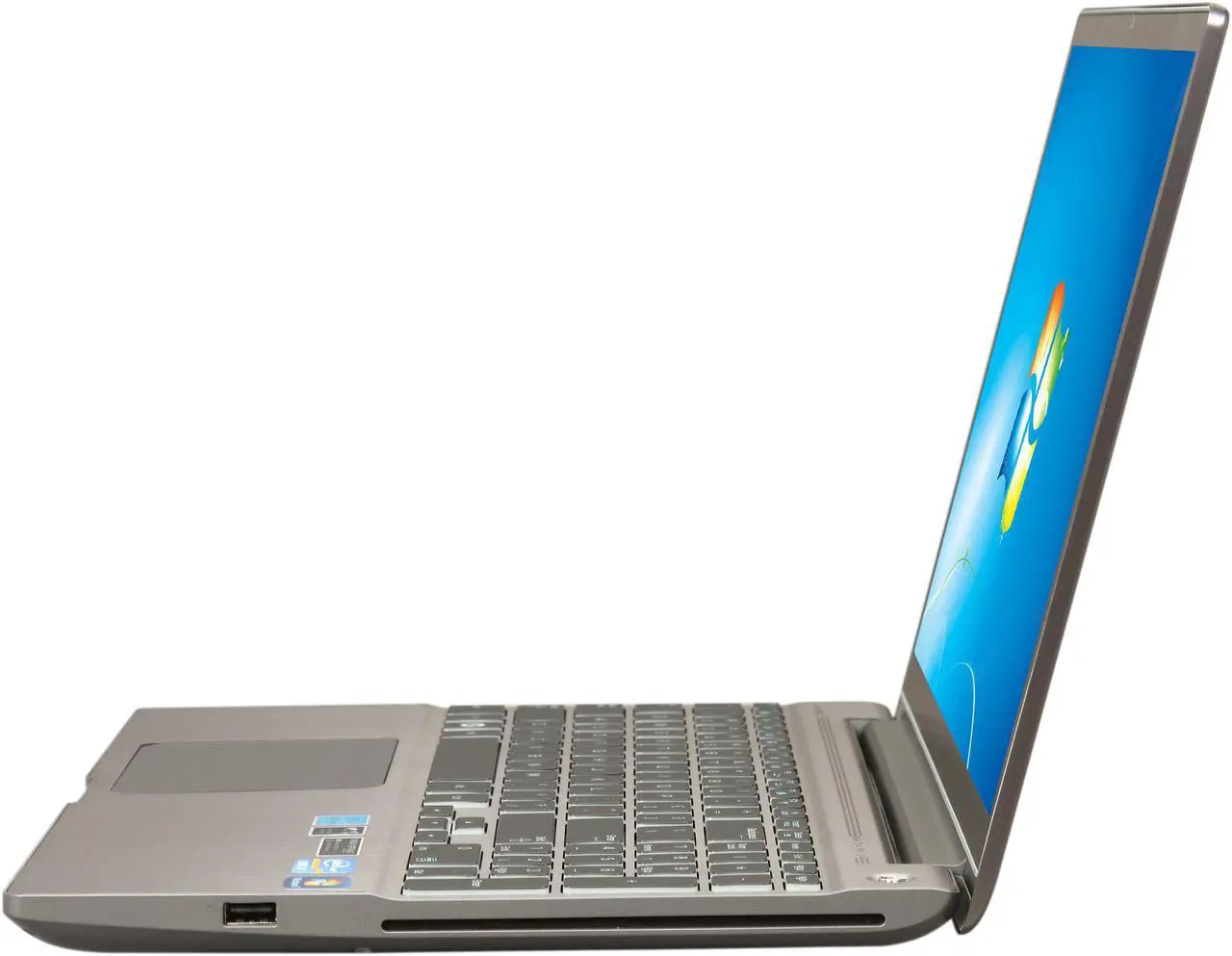 Alt view image 2 of 6 - SAMSUNG Laptop Series 7 Intel Core i7-3615QM 8GB Memory 750GB HDD NVIDIA GeForce GT 640M 15.6" Windows 7 Professional 64-Bit NP700Z5C-S02US