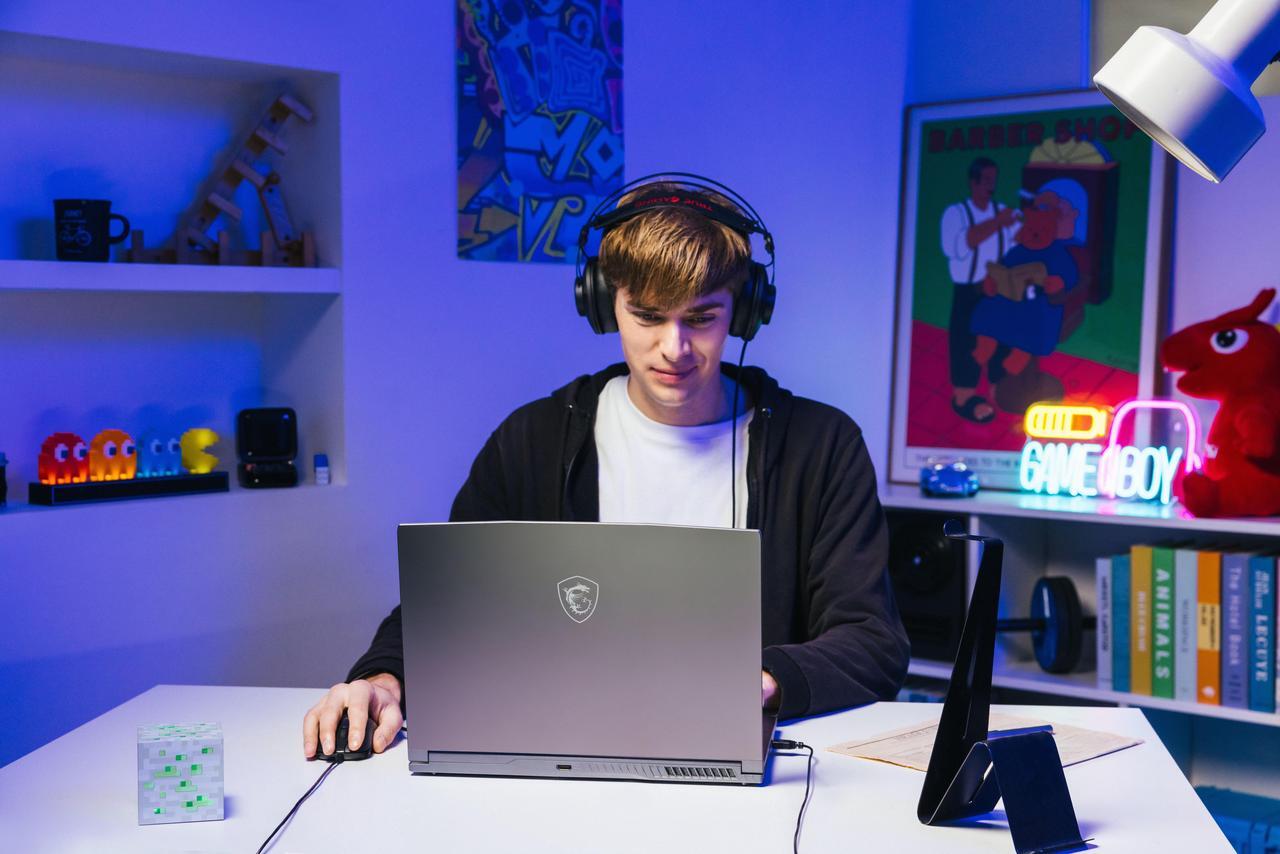 Alt view image 17 of 19 - MSI - 15.6" GeForce RTX 4060 Laptop GPU - AMD Ryzen 9 8945HS - 16GB Memory - 1 TB PCIe SSD - Windows 11 Home 64-bit - Gaming Laptop - 144 Hz IPS (Thin A15 B8VF-270US )
