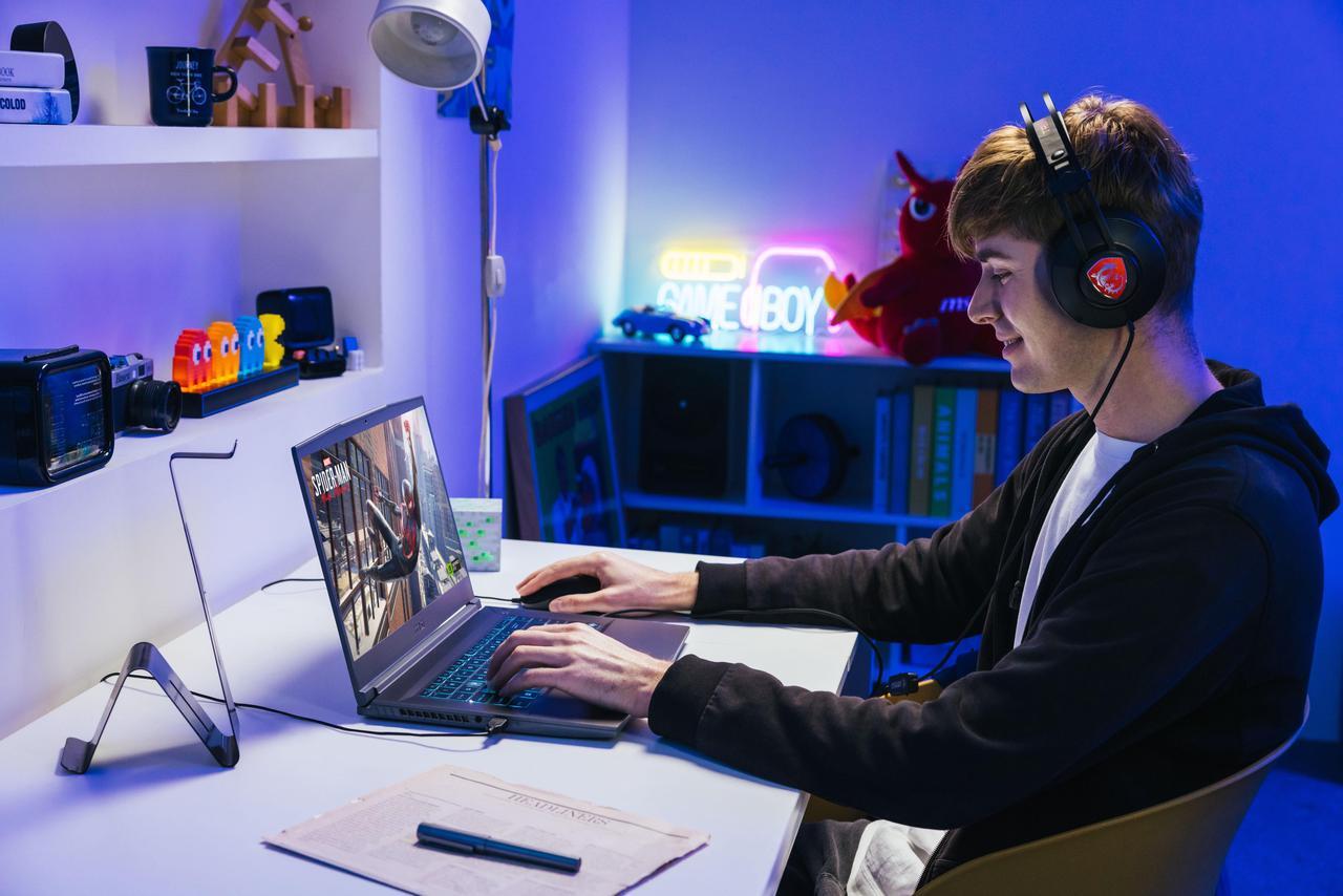 Alt view image 18 of 19 - MSI - 15.6" GeForce RTX 4060 Laptop GPU - AMD Ryzen 9 8945HS - 16GB Memory - 1 TB PCIe SSD - Windows 11 Home 64-bit - Gaming Laptop - 144 Hz IPS (Thin A15 B8VF-270US )