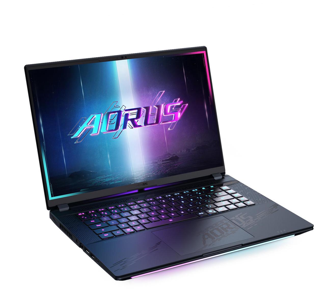 Alt view image 10 of 15 - GIGABYTE - AORUS MASTER 16 Gaming Laptop - 240Hz 2560x1600 OLED - NVIDIA GeForce RTX 5080 - Intel Core Ultra 9 275HX - 1TB SSD with 32GB DDR5 RAM - Windows 11 Home AD (AORUS MASTER 16 BYHC5USE64SH)