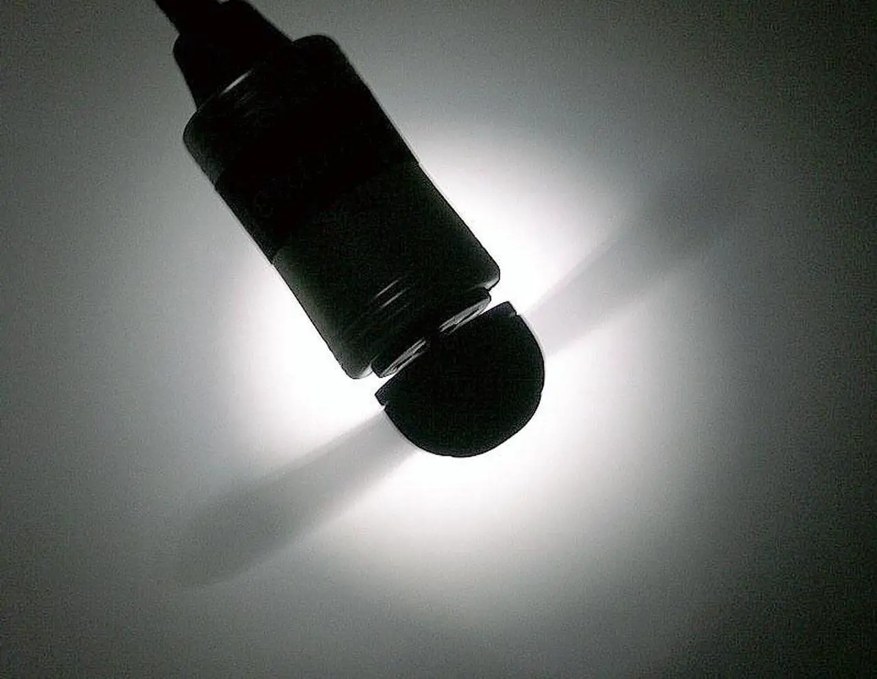 Alt view image 3 of 3 - Thermaltake Xjog A2036 USB Fan w/ White Light