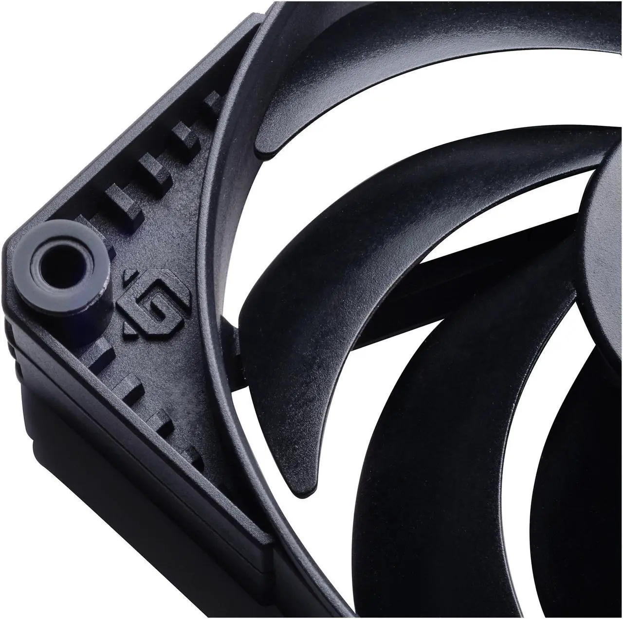 Alt view image 4 of 6 - MetallicGear Skiron MG-F140P_BBK 140mm Case Fan