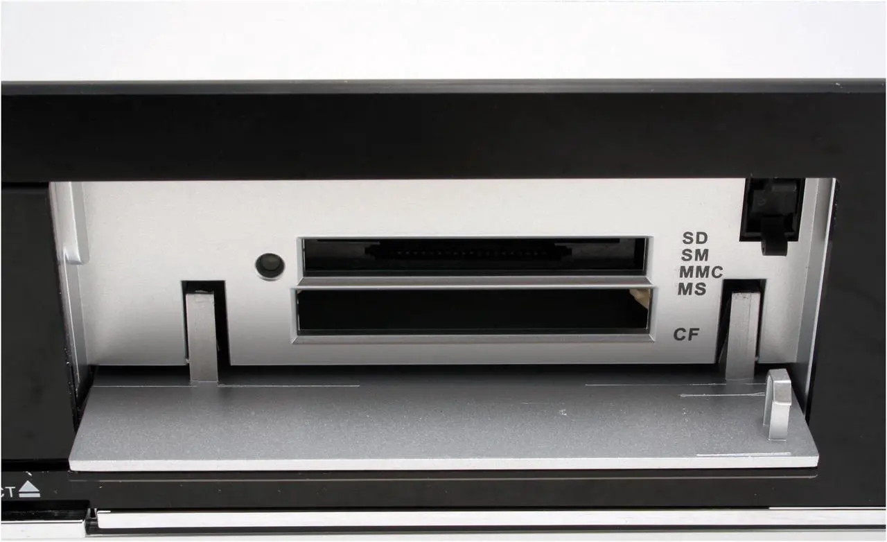Alt view image 4 of 15 - AOpen EPC945-m8 (Silver) Intel Socket T(LGA775) Intel 945G 4 x 240Pin Intel GMA 950 Silver Media Center
