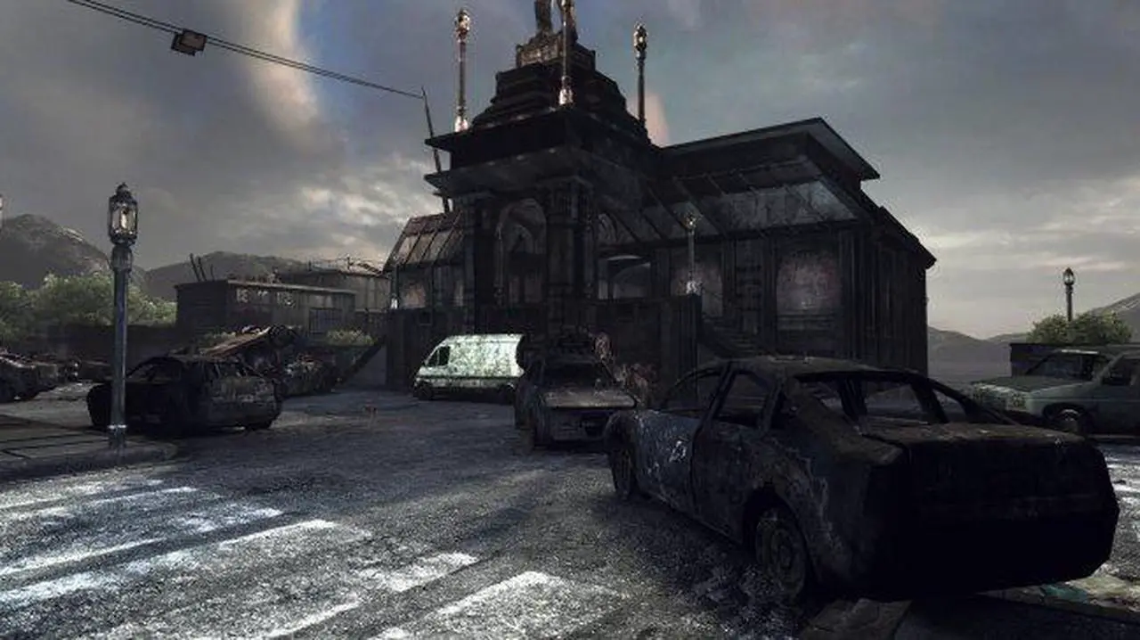Alt view image 15 of 20 - Gears of War 2 Xbox 360 Game