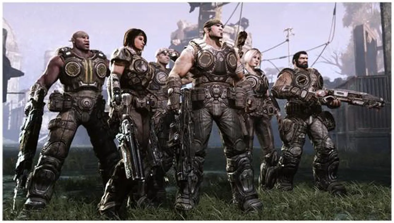 Alt view image 4 of 11 - Gears of War 3 Xbox 360 Game