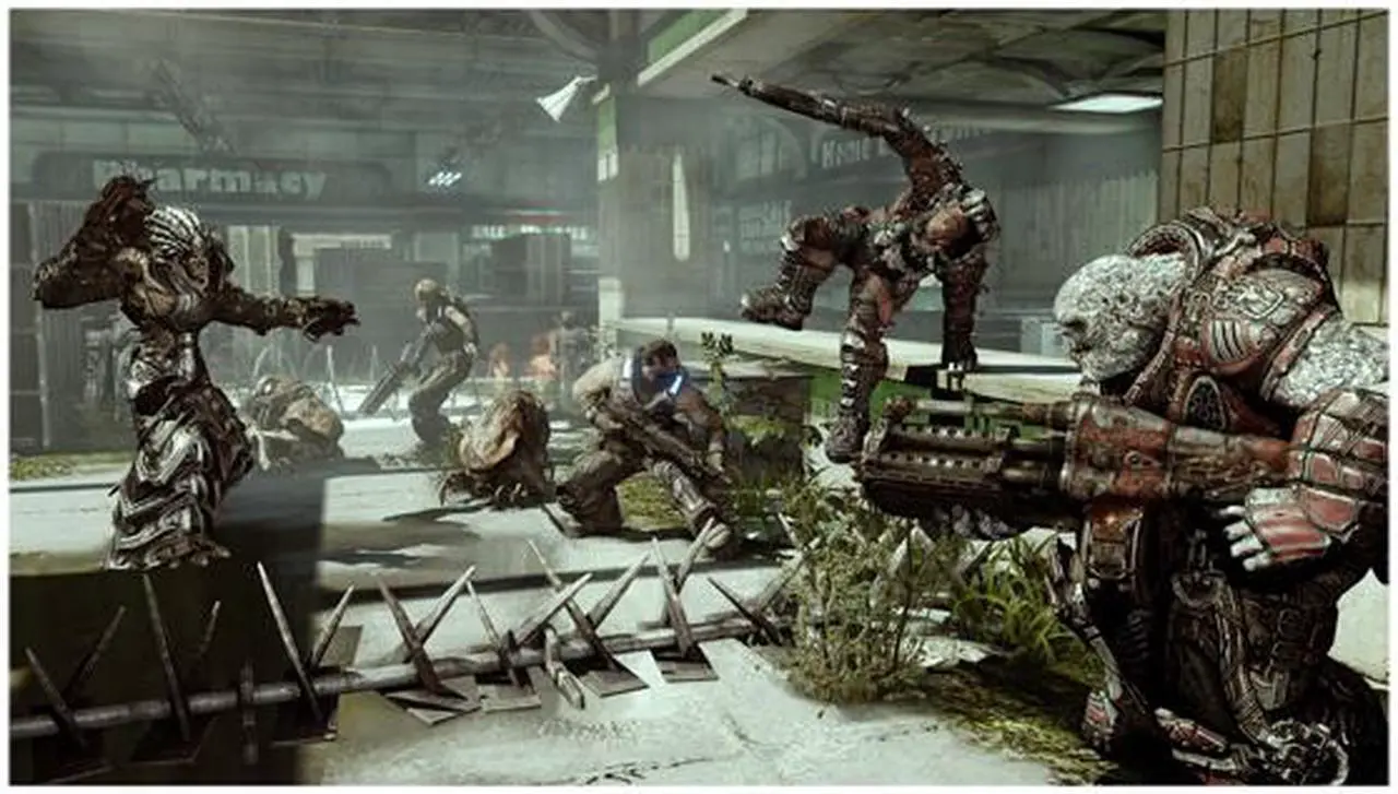 Alt view image 7 of 11 - Gears of War 3 Xbox 360 Game