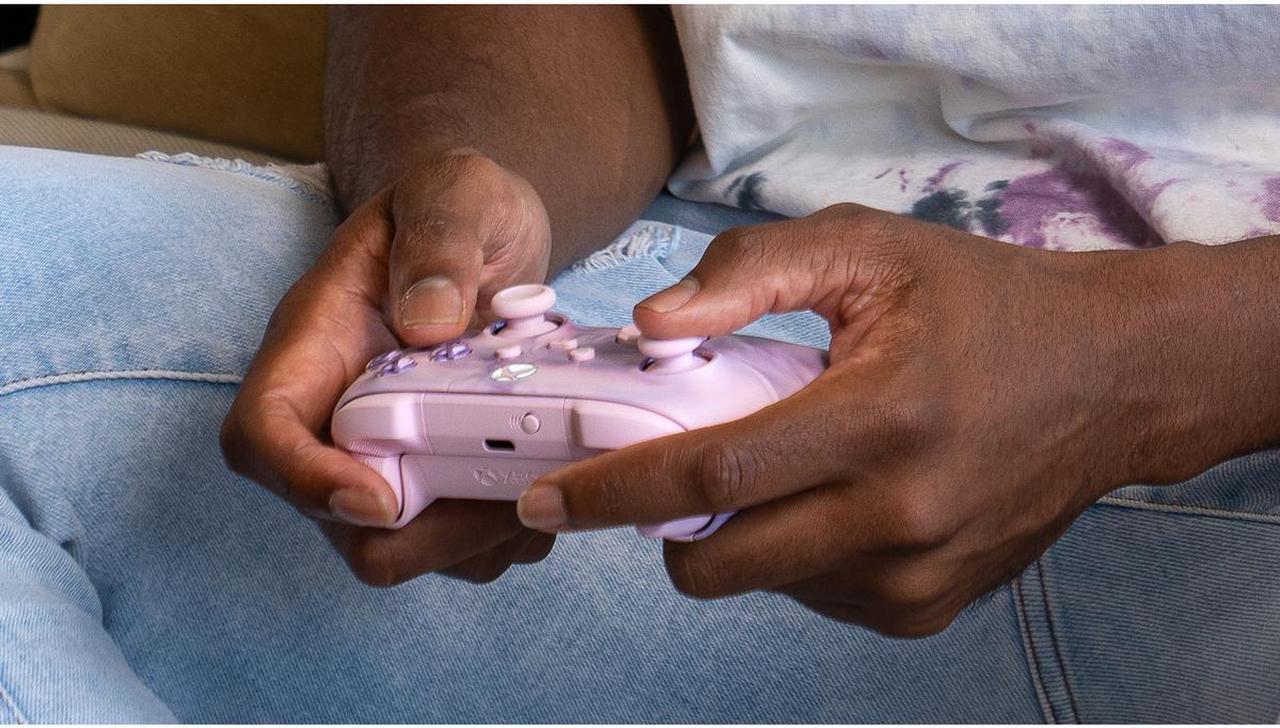 Alt view image 8 of 16 - Xbox Wireless Controller - Dream Cloud Vapor