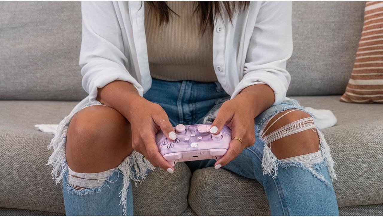 Alt view image 11 of 16 - Xbox Wireless Controller - Dream Cloud Vapor