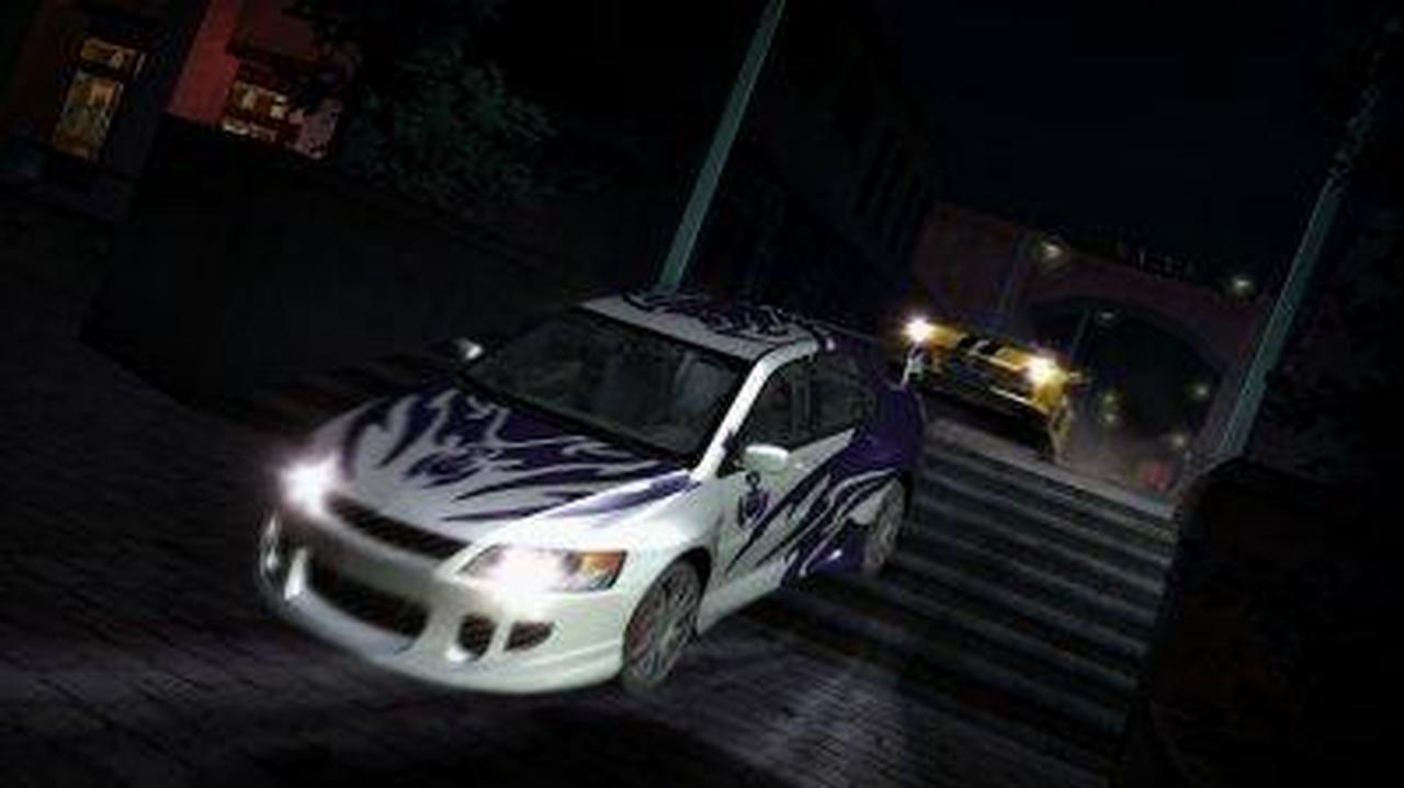Alt view image 14 of 17 - Need For Speed: Carbon Xbox 360 Game
