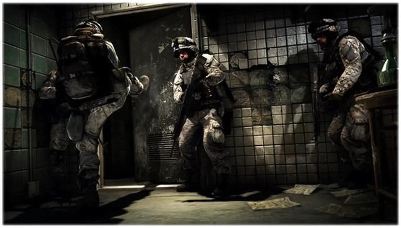 Alt view image 8 of 11 - Battlefield 3 Limited Edition Xbox 360 Game