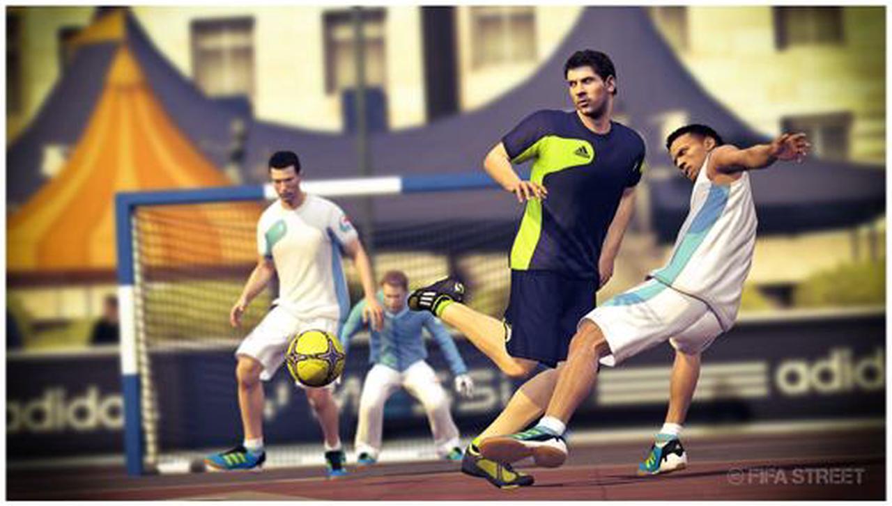 Alt view image 2 of 5 - FIFA Street Xbox 360 Game