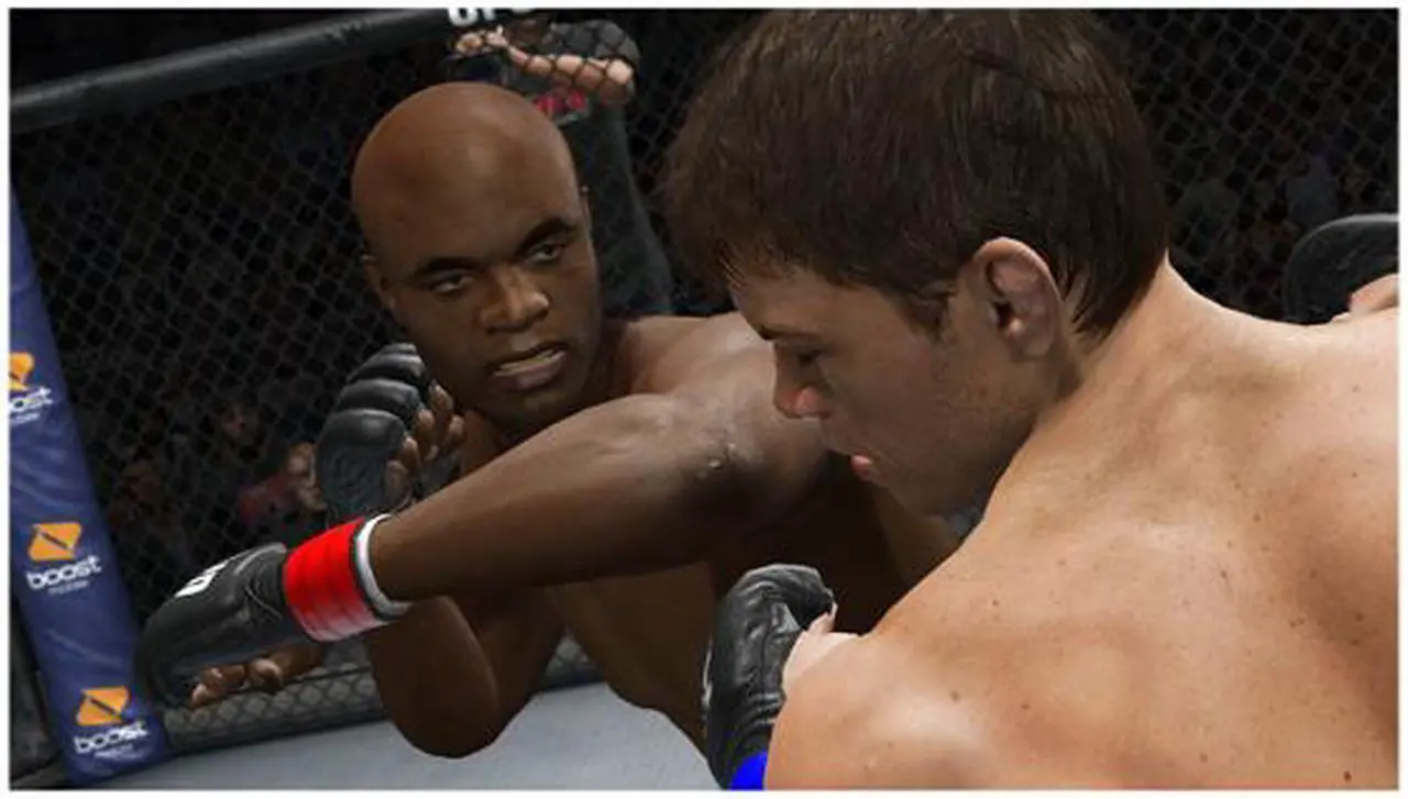 Alt view image 3 of 11 - UFC Undisputed 3 Xbox 360 Game