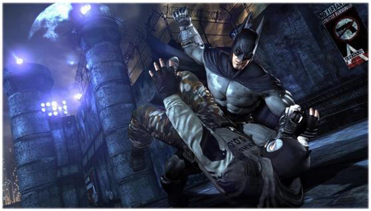 Alt view image 8 of 10 - Batman: Arkham City Xbox 360 Game