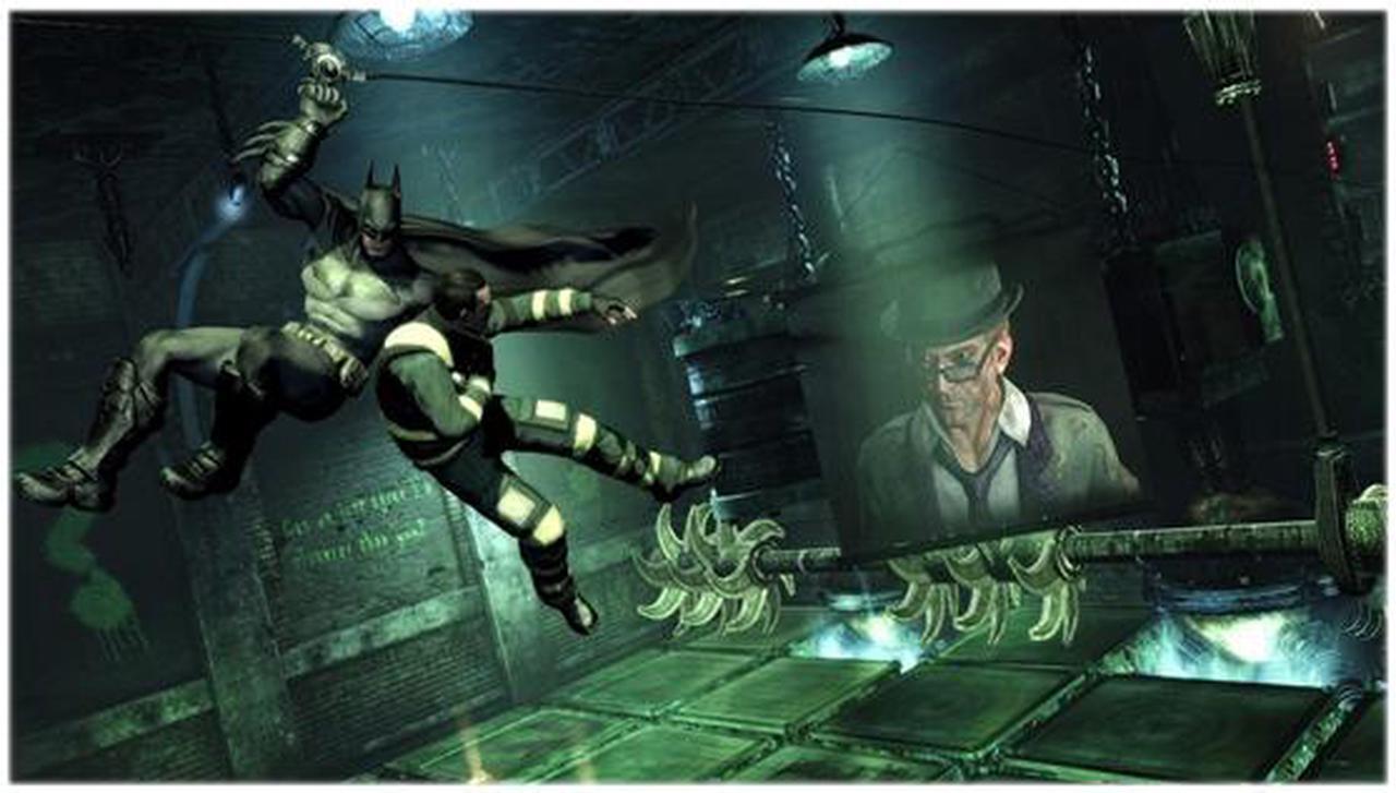 Alt view image 9 of 10 - Batman: Arkham City Xbox 360 Game