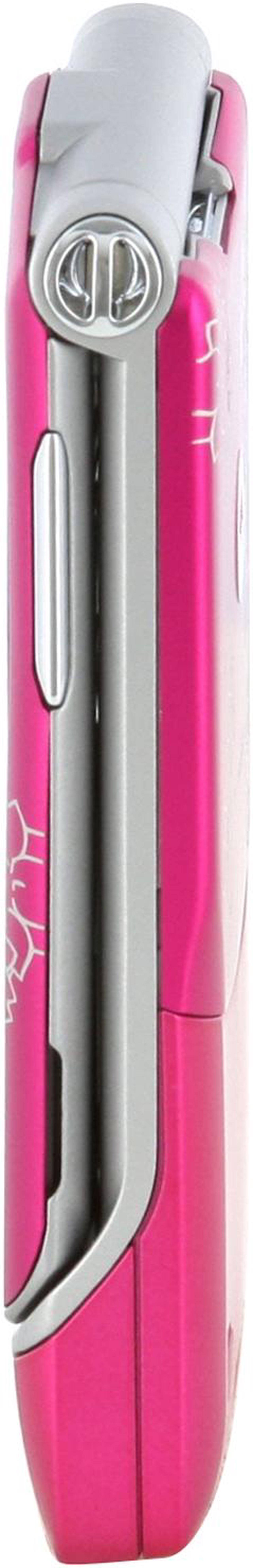 Alt view image 3 of 12 - Motorola RAZR unlocked GSM cell phone with stylish design (V3)