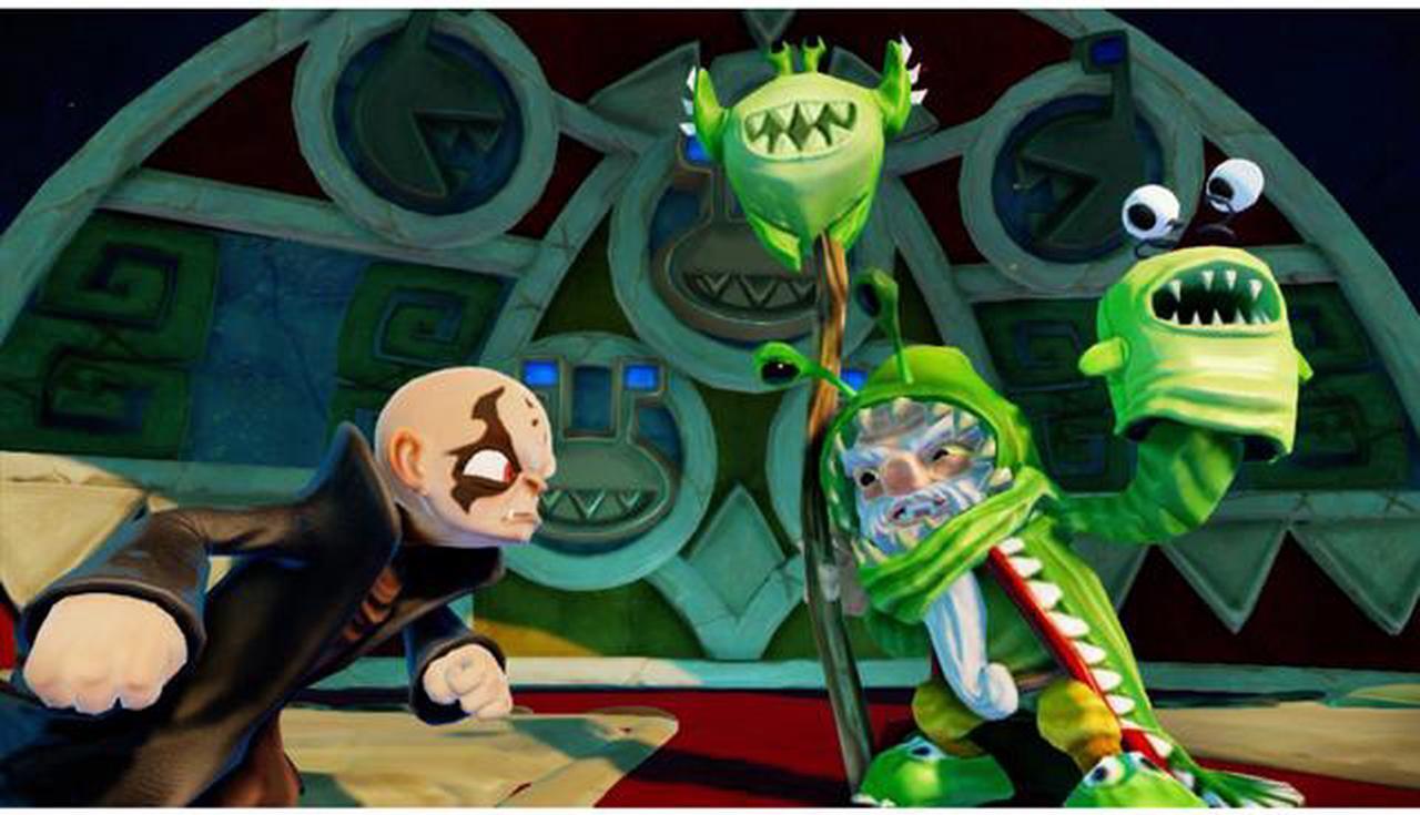 Alt view image 4 of 6 - Skylanders Trap Team Starter Pack Wii