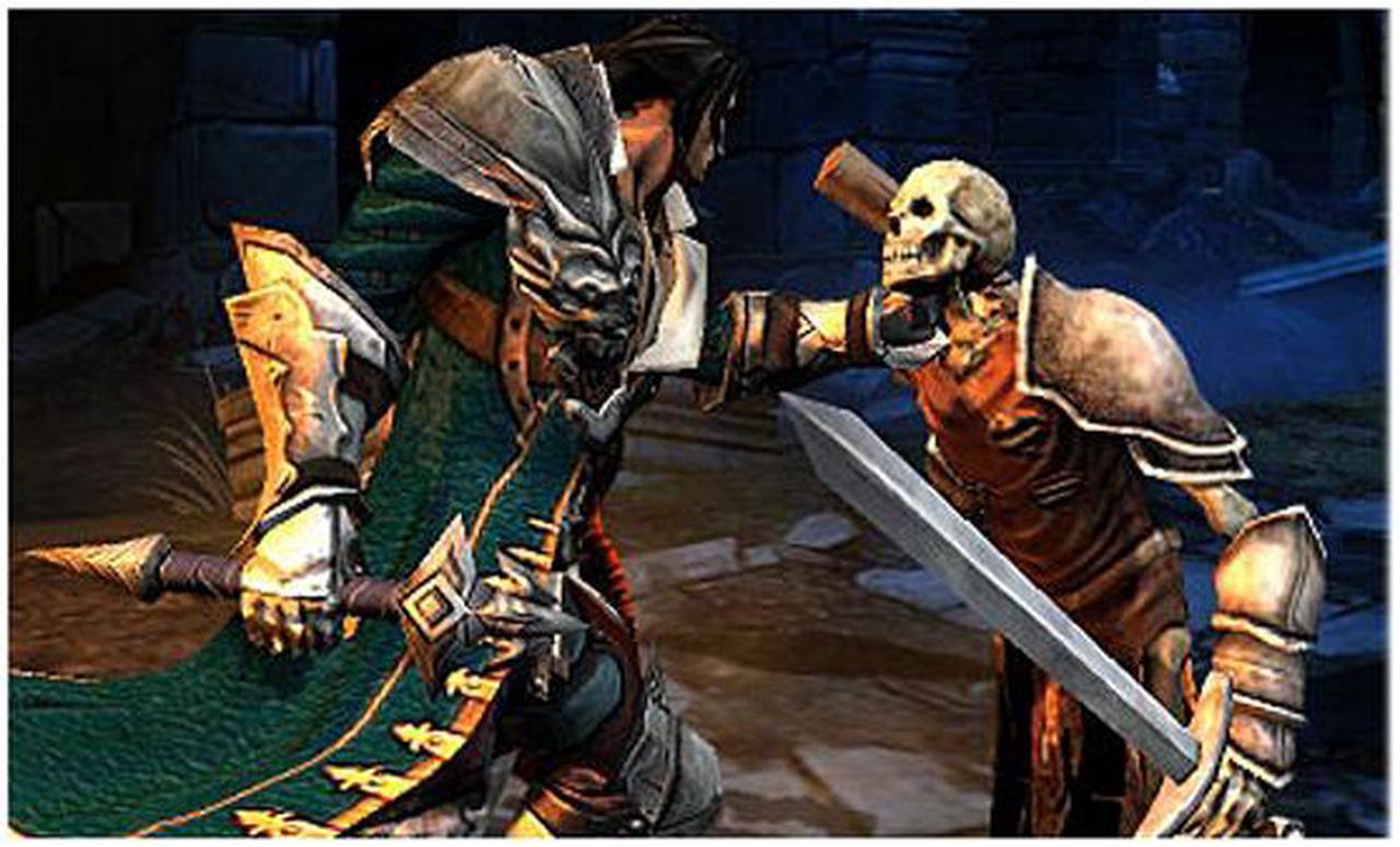 Alt view image 2 of 8 - Castlevania: Lords of Shadow - Mirror of Fate Nintendo 3DS Game