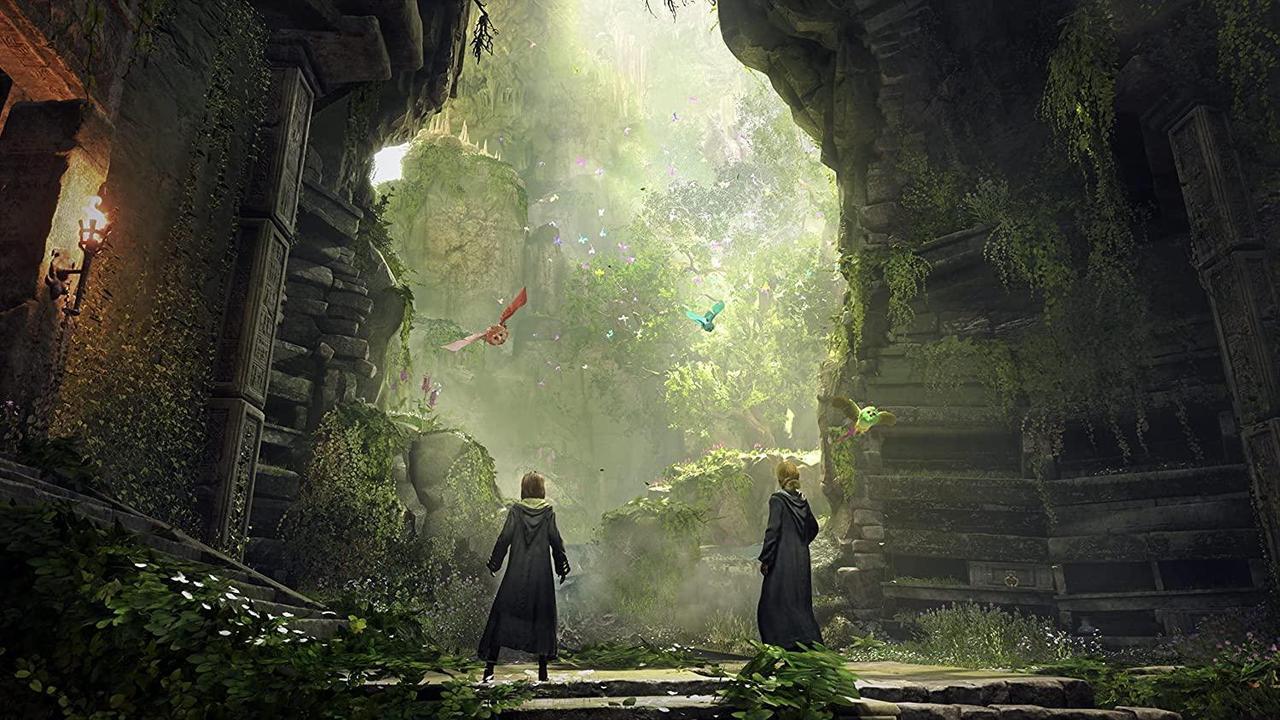 Alt view image 5 of 11 - Hogwarts Legacy- Nintendo Switch