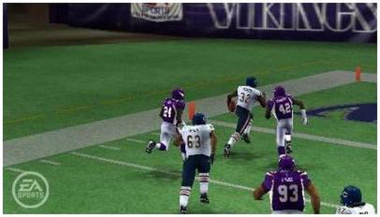 Alt view image 7 of 10 - Madden 08 PSP Game EA