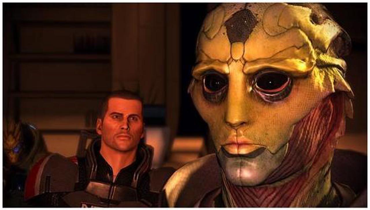 Alt view image 4 of 8 - Mass Effect 2 PlayStation 3