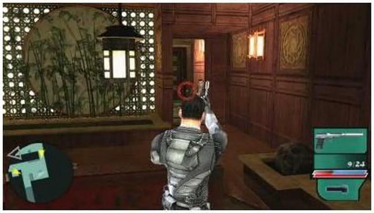 Alt view image 4 of 6 - Syphon Filter: Dark Mirror PSP Game SONY