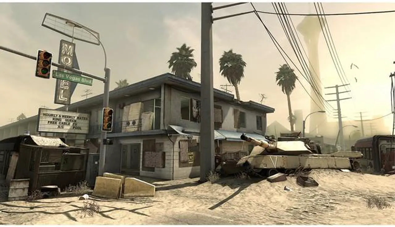 Alt view image 12 of 14 - Call of Duty: Ghosts PlayStation 4