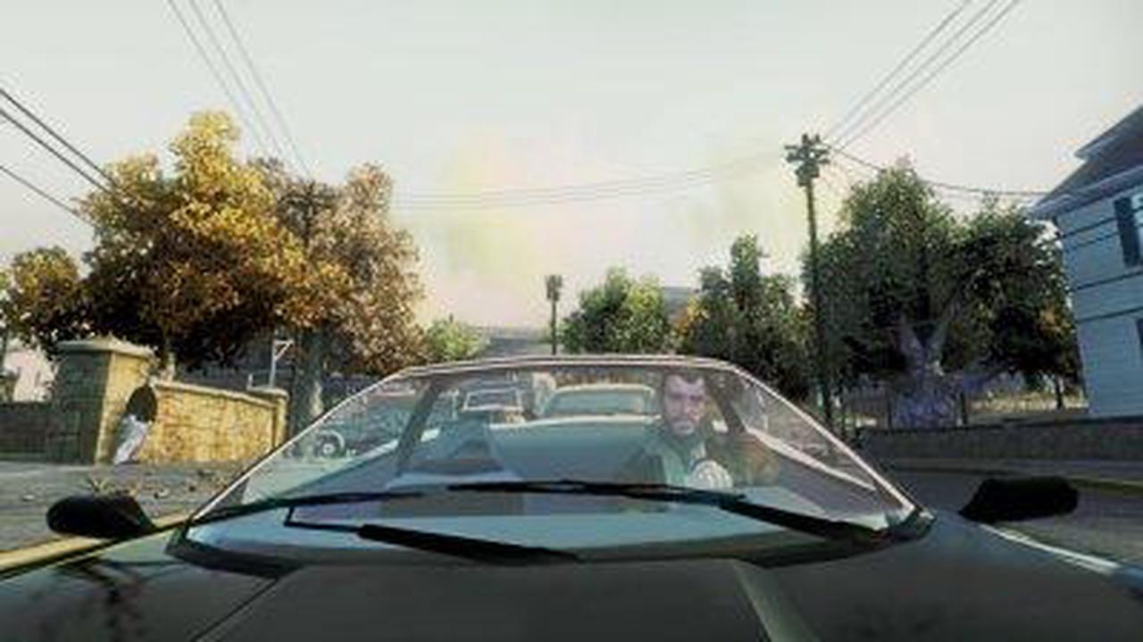 Alt view image 8 of 20 - Grand Theft Auto IV PlayStation 3