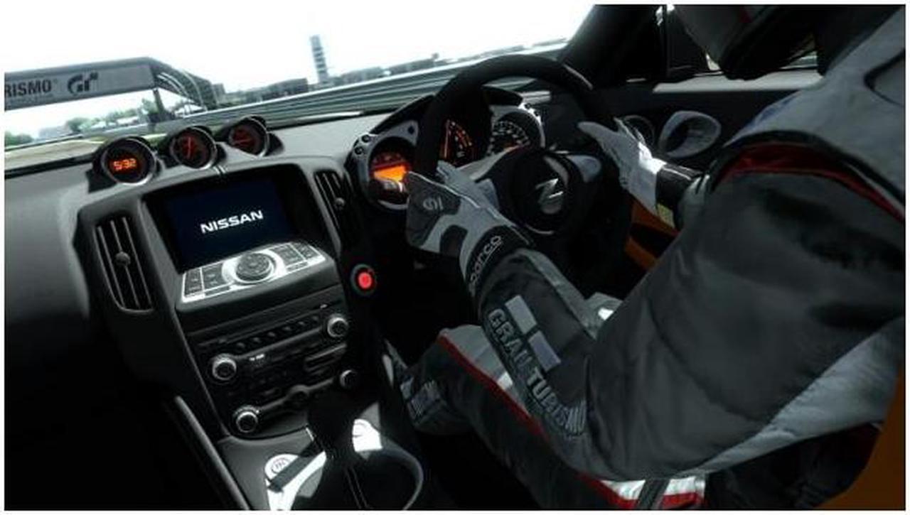 Alt view image 2 of 4 - Gran Turismo 5