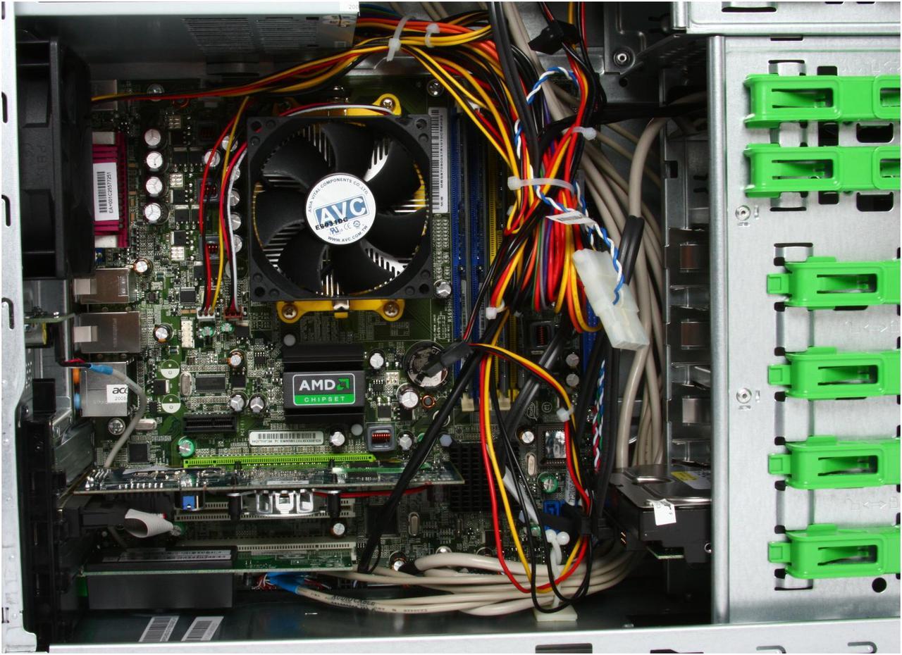 Alt view image 12 of 18 - Acer Desktop PC Aspire AM5100-U5313A AMD Phenom X4 9500 3GB DDR2 500GB HDD ATI Radeon HD 2400 PRO Windows Vista Home Premium