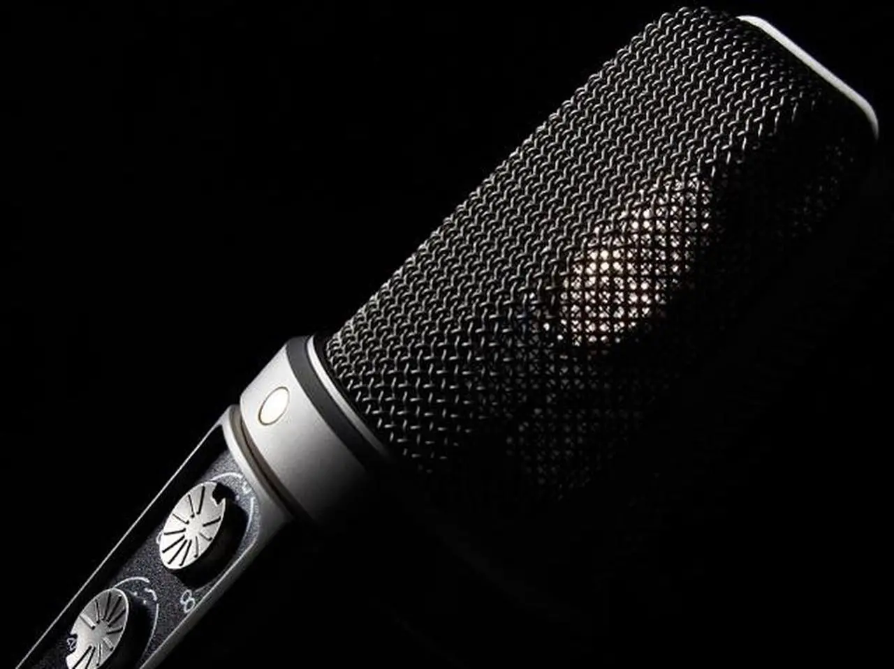 Main image of Rode NT2000 Seamlessly Variable Dual 1" Condenser Microphone