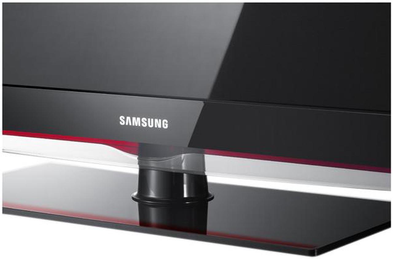 Alt view image 4 of 6 - Samsung 52" 1080p LCD HDTV w/ Touch of Color Design -