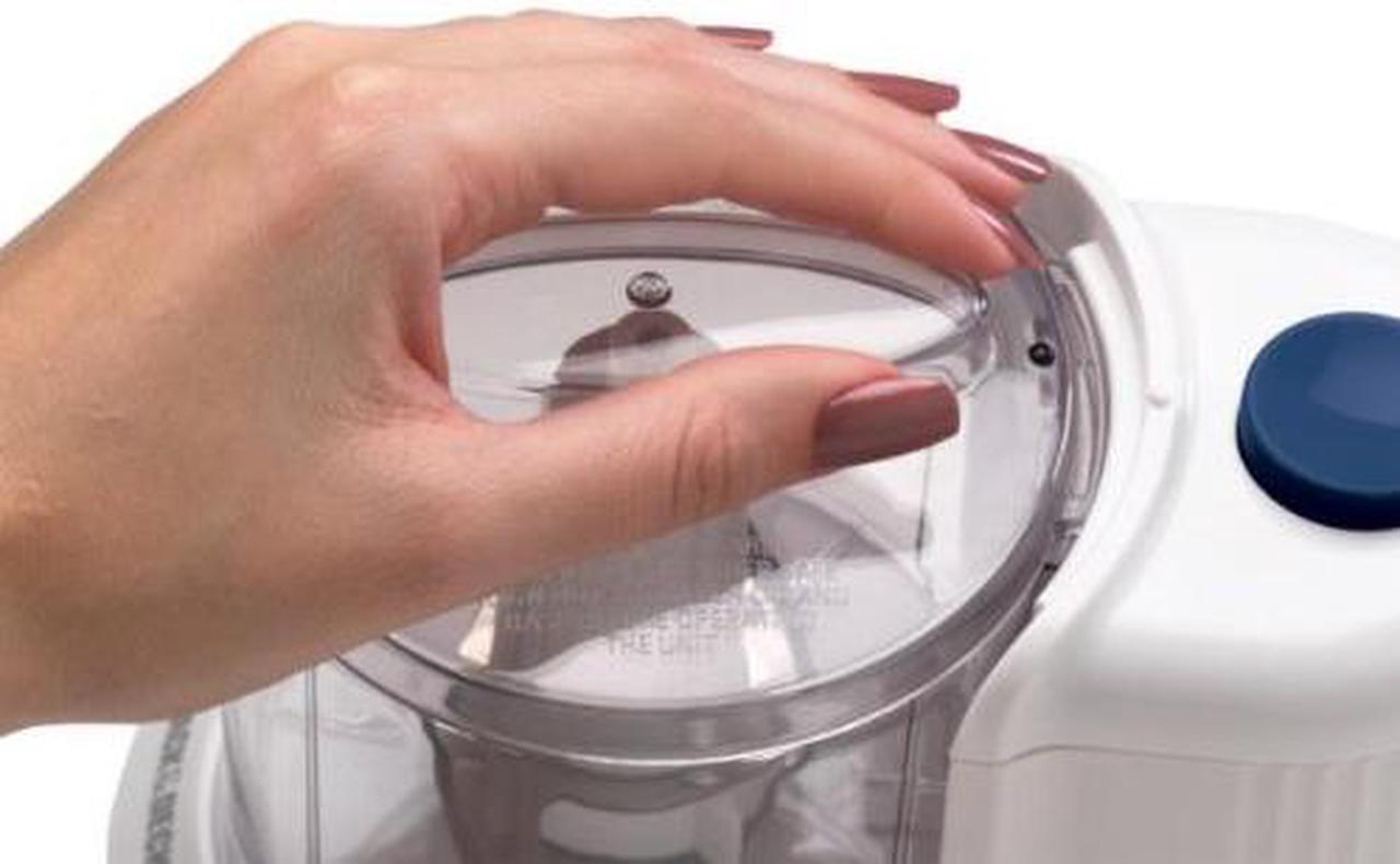 Alt view image 4 of 4 - Black & Decker Handy Chopper Plus - 1.5-Cup, White