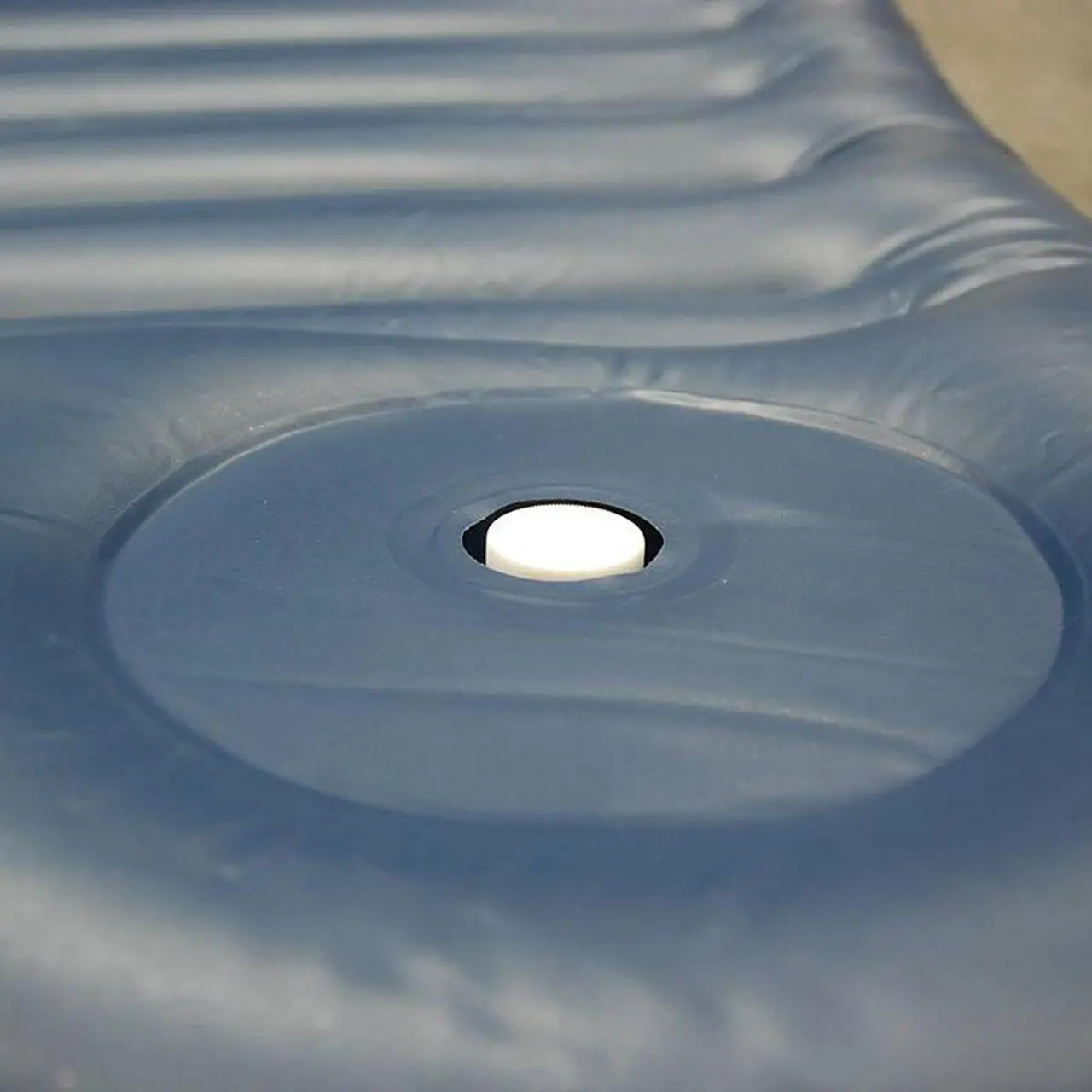 Alt view image 8 of 13 - Napier Outdoors Sportz Full-Size Truck Air Mattress with Built-in Hand Pump
