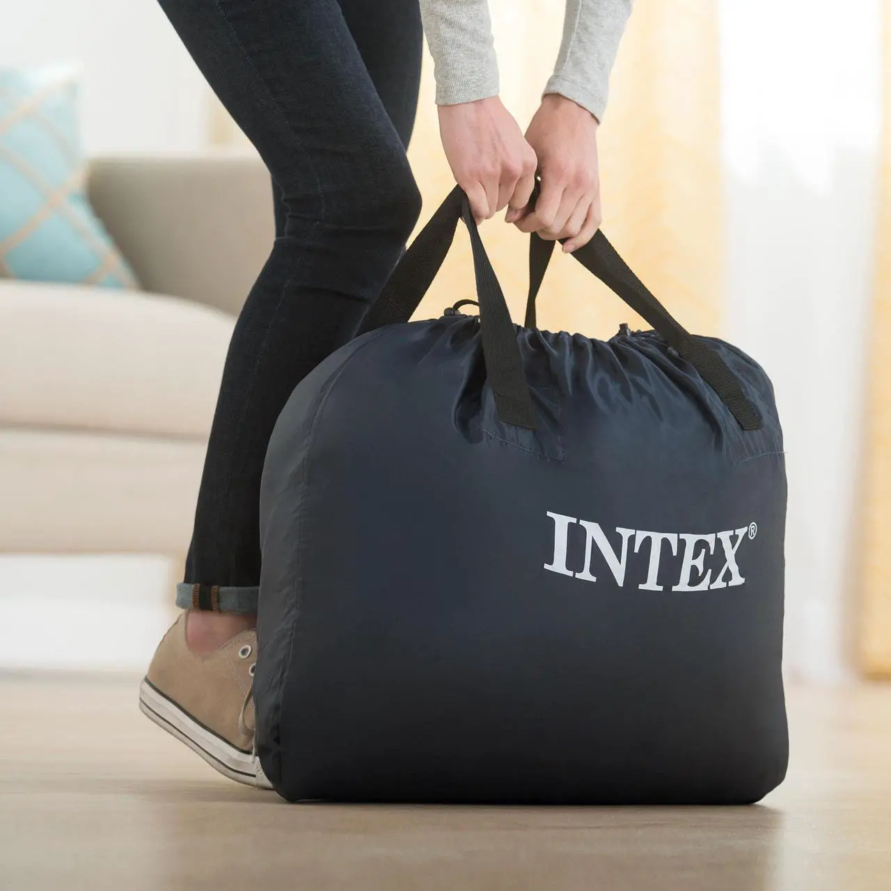 Alt view image 6 of 7 - Intex 64427ED Dura-Beam Deluxe Ultra Plush Air Mattress w/Built-in Pump, Twin