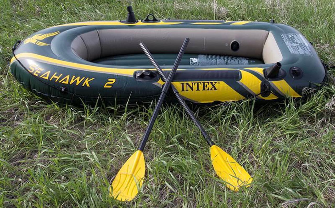 Alt view image 10 of 10 - Intex Seahawk 2 Inflatable 2 Person Floating Boat Raft Set with Oars & Air Pump