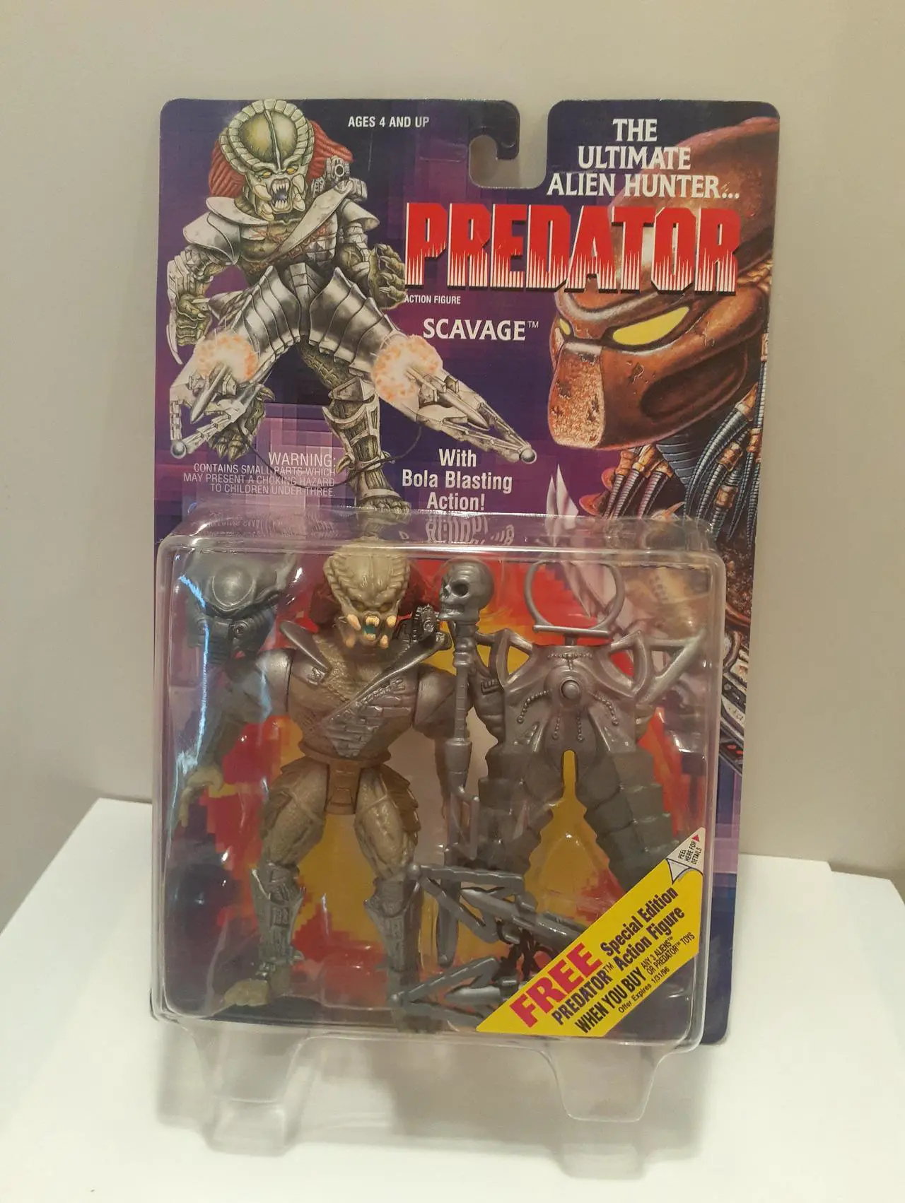 Main image of Kenner Scavage Predator Action Figure
