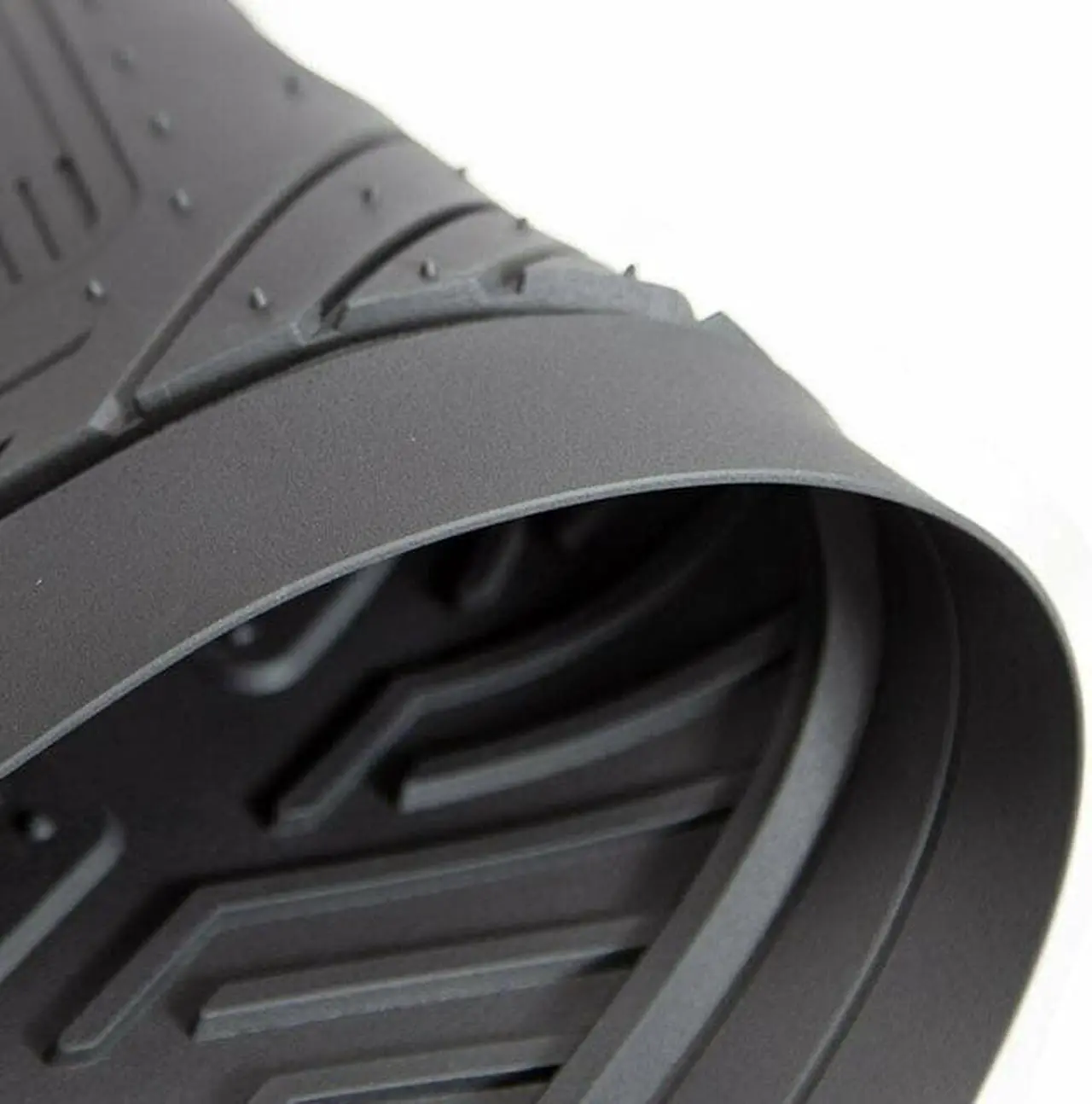Alt view image 4 of 5 - Plasticolor Chevy Logo All Weather Durable Floor Mat 4pcs Set 001664R03