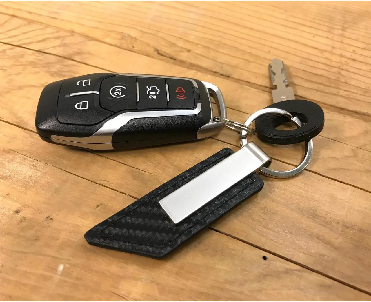 Alt view image 3 of 5 - Ford Flex Carbon Fiber Texture Black PU Leather Strap Key Chain