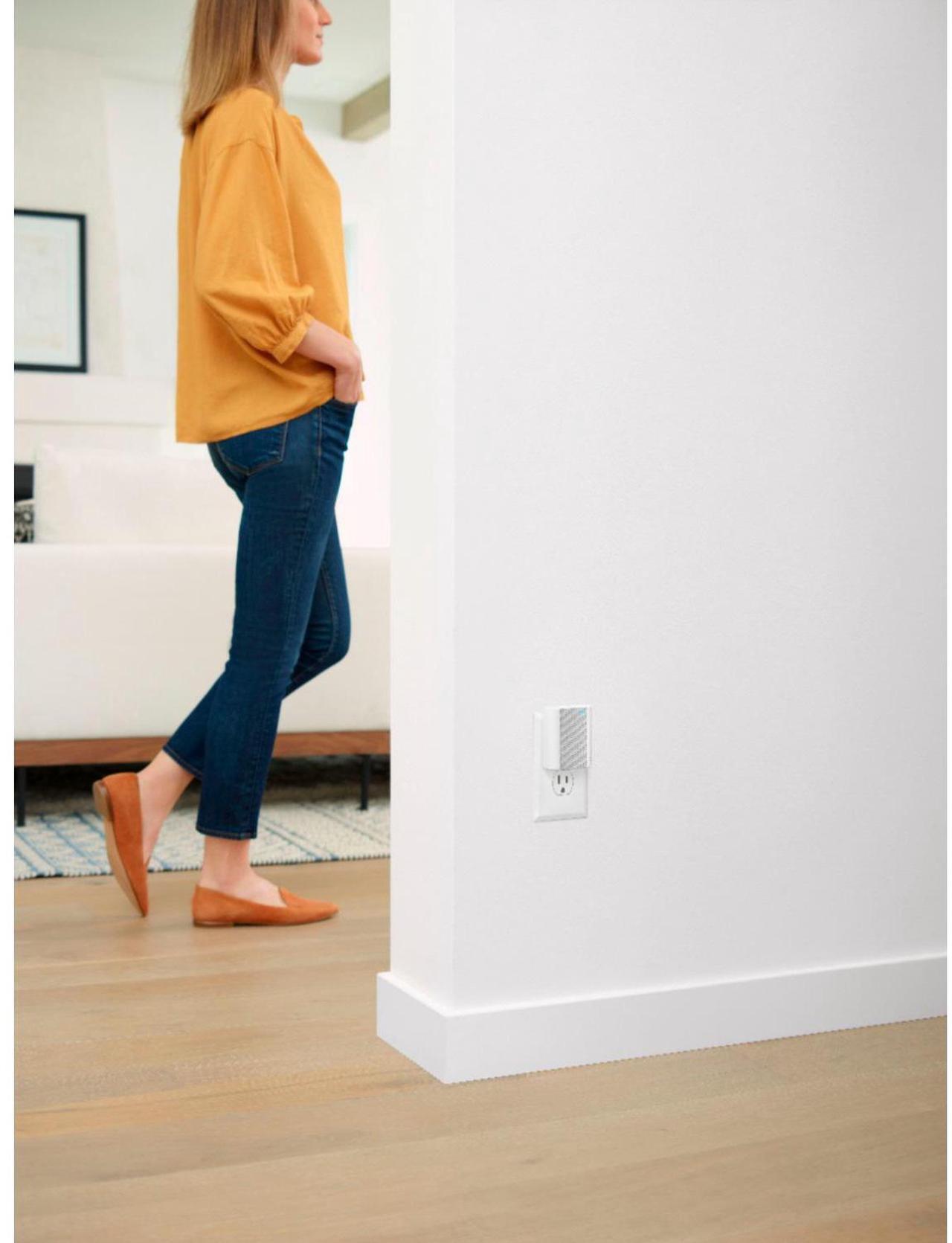 Alt view image 3 of 9 - Ring Chime Wireless (2nd Gen) for Video Doorbells and Cameras - White