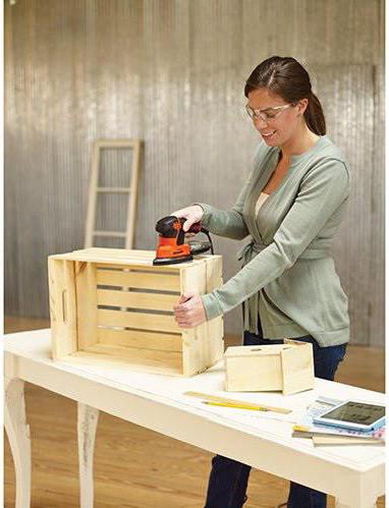 Alt view image 14 of 17 - Black & Decker 1.5A Mouse Sander BDEMS600 Unit: EACH