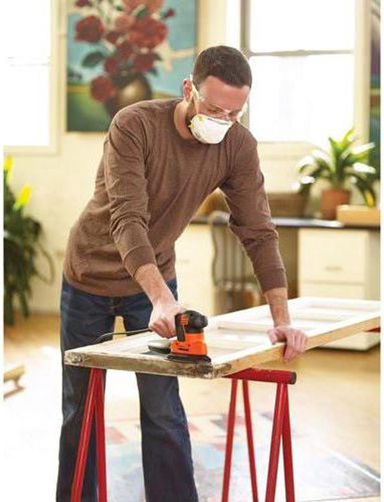 Alt view image 13 of 17 - Black & Decker 1.5A Mouse Sander BDEMS600 Unit: EACH