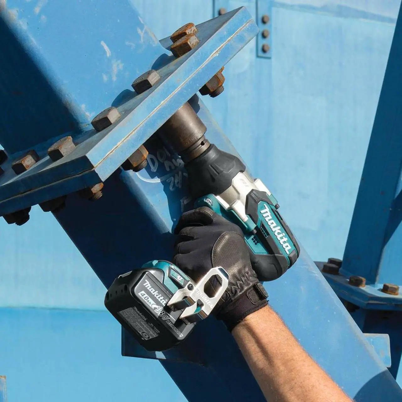 Alt view image 9 of 17 - Makita XWT07Z 18V LXT Brushless 3/4" Square Drive Impact Wrench (Tool Only)