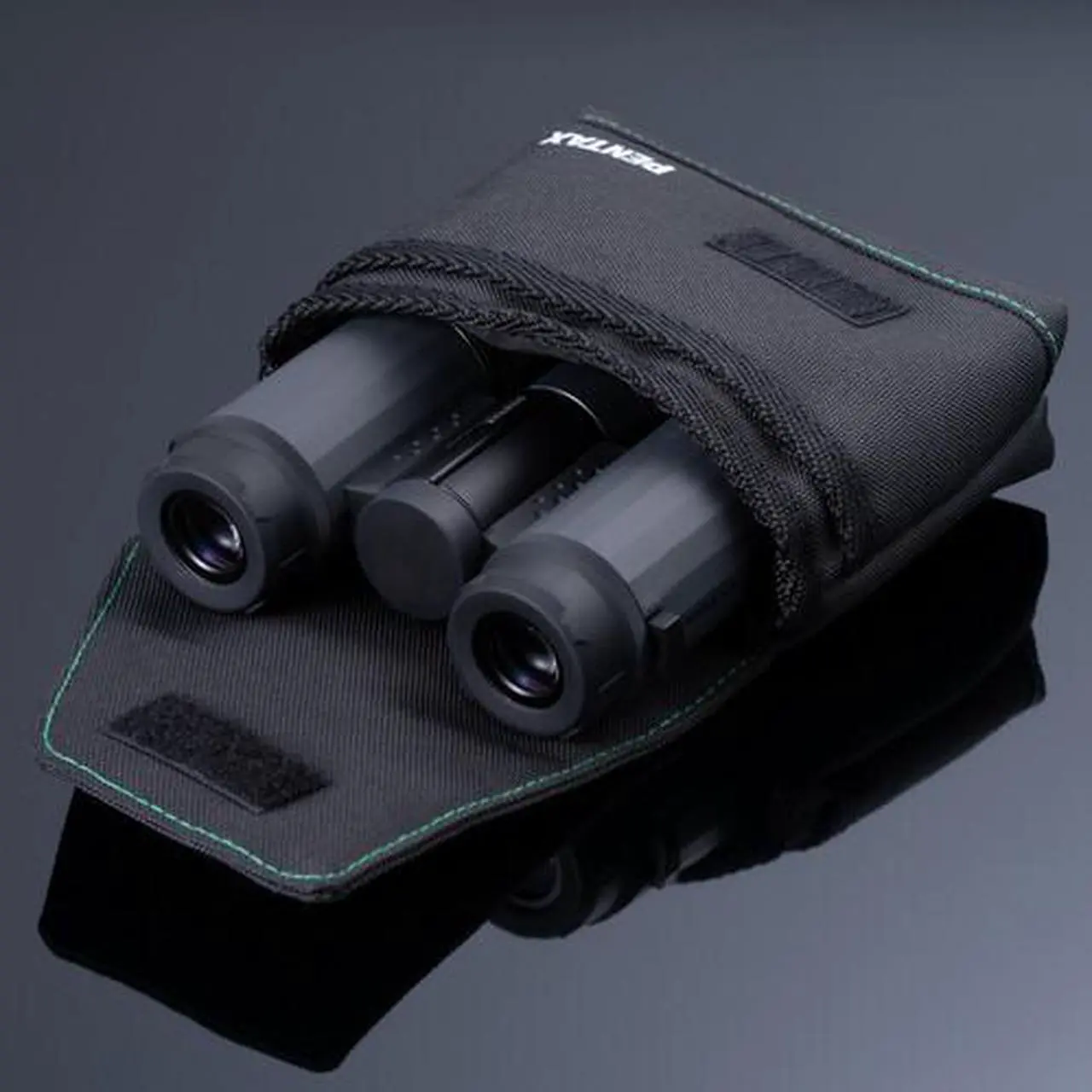Alt view image 5 of 11 - Pentax 4X20 VD WP 3-in-1 Binocular - 63600