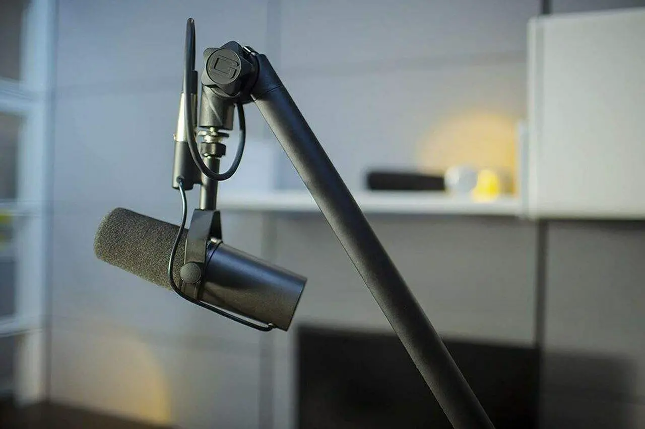 Alt view image 5 of 11 - Gator Cases Deluxe Frameworks Desktop Mic Boom Stand