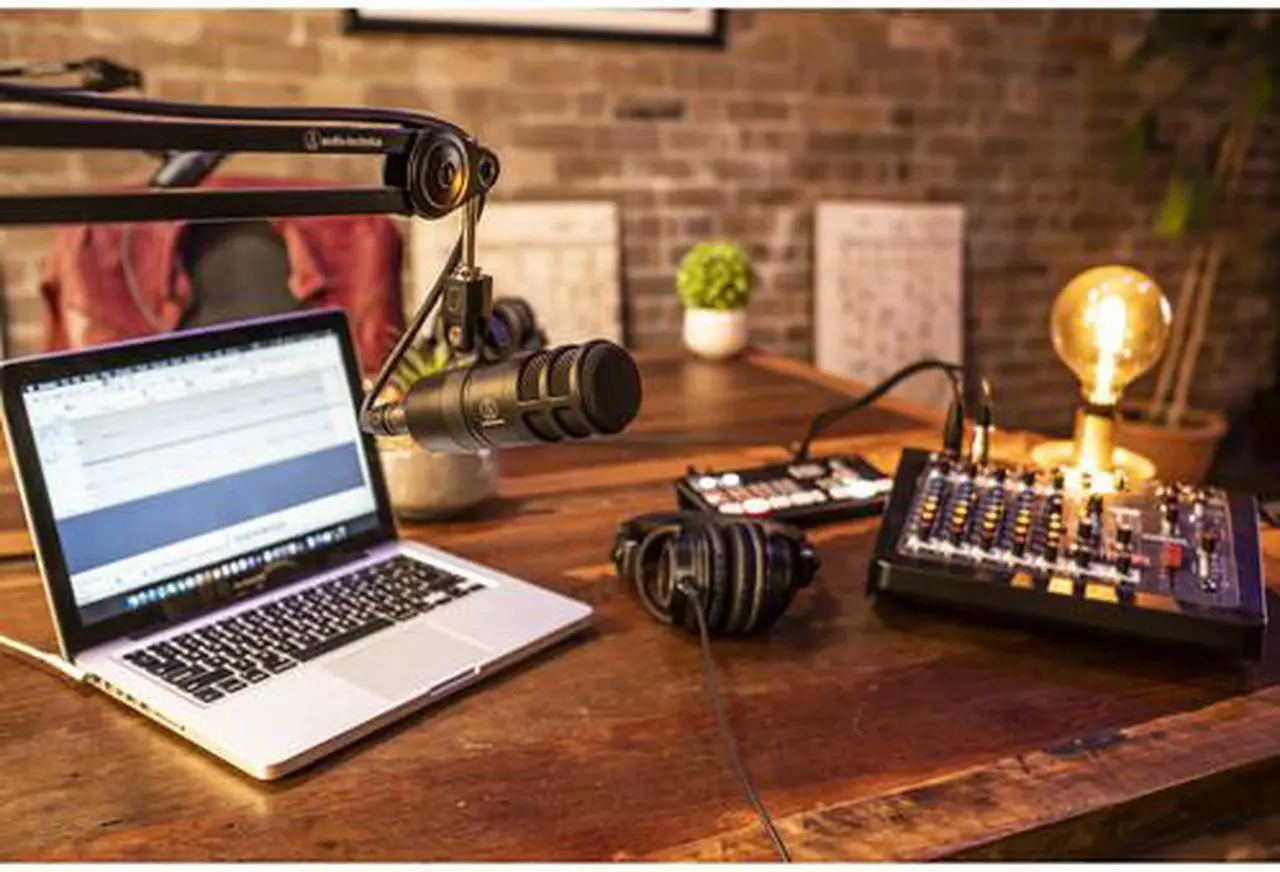 Alt view image 6 of 20 - Audio-Technica AT2040 Hypercardioid Front-Address Dynamic Podcast Microphone